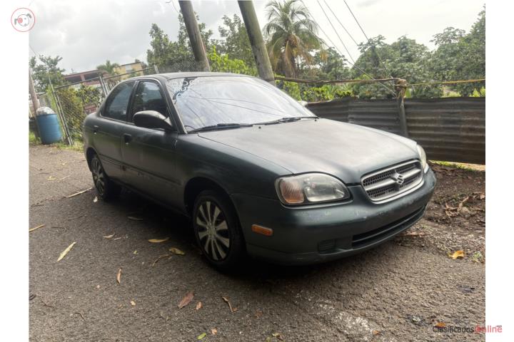Suzuki baleno 2000