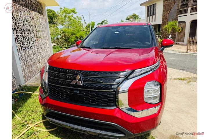 Mitsubishi Outlander 2026 SE poco millaje