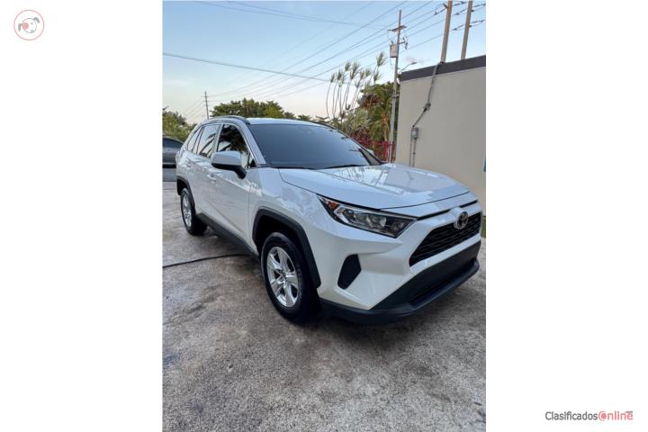 Toyota Rav 4 LE 2021