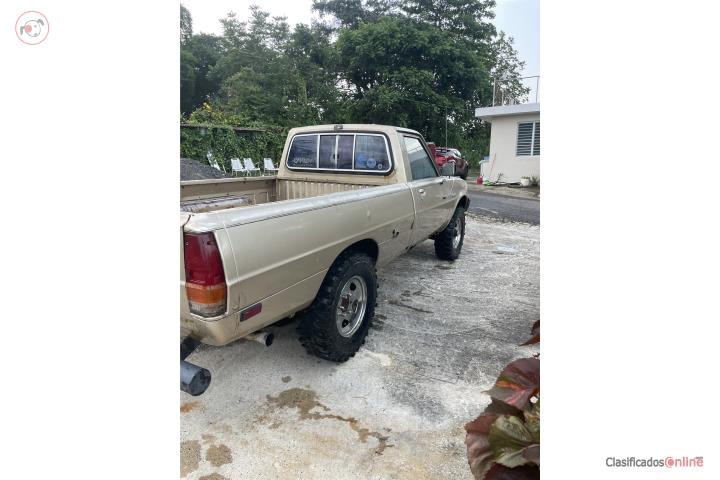 Mitsubishi Mighty Max 1985 4x4 2.6L