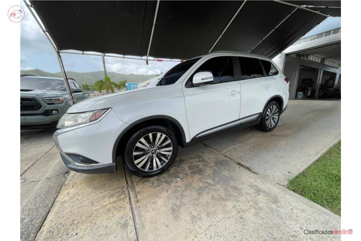 2019 MITSUBISHI OUTLANDER SE