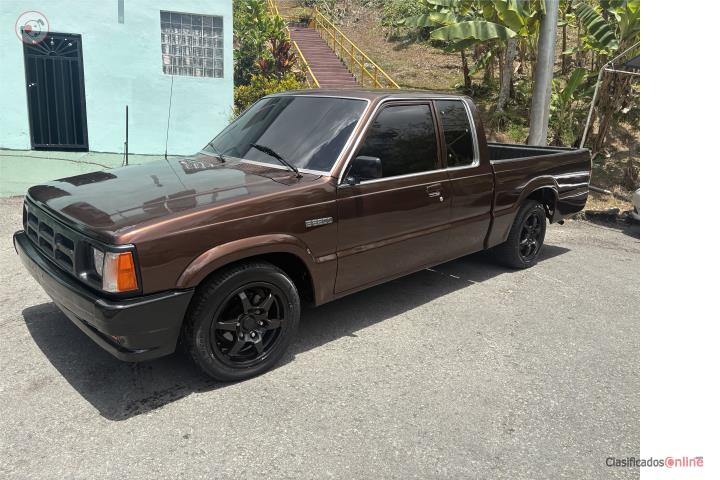 Se vende Mazda b2200 86 est marvete ami nombr