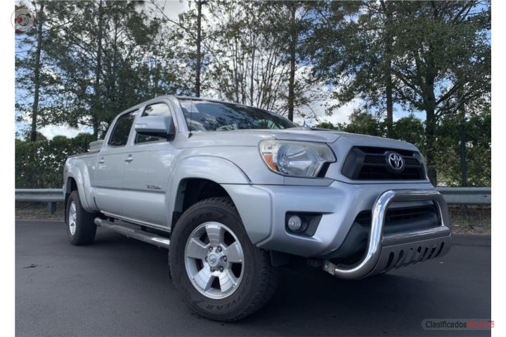 TACOMA 2014 doble cabina