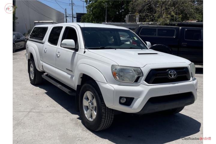 Toyota Tacoma 1 solo dueño TRD SPORT