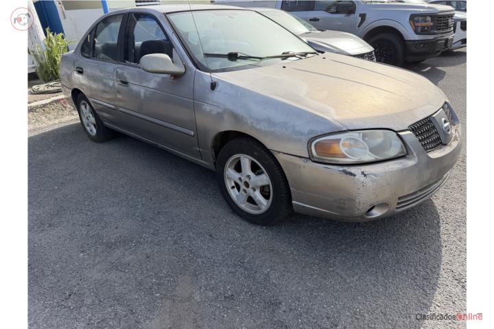 NISSAN SENTRA 2005 AUTOMÁTICO $1,900