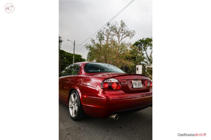 2005 Jaguar S TYPE R