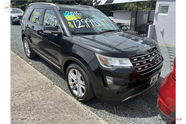 FORD EXPLORER XLT 7 pasajeros