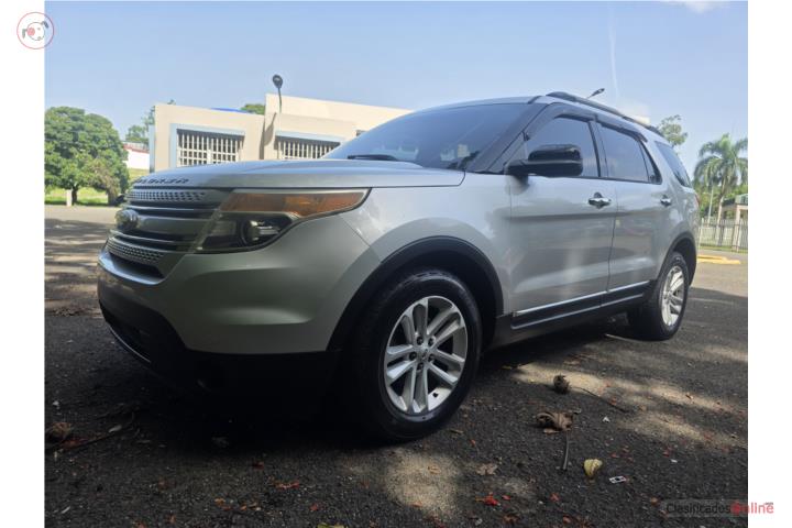 Ford explorer xlt 2013