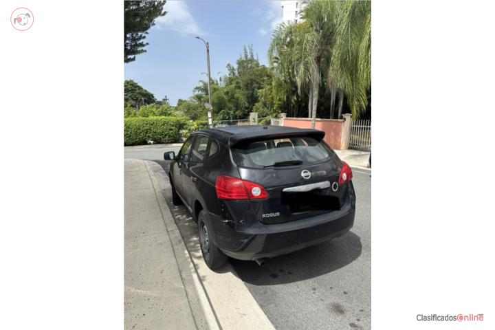 Nissan Rogue 2011 color negro
