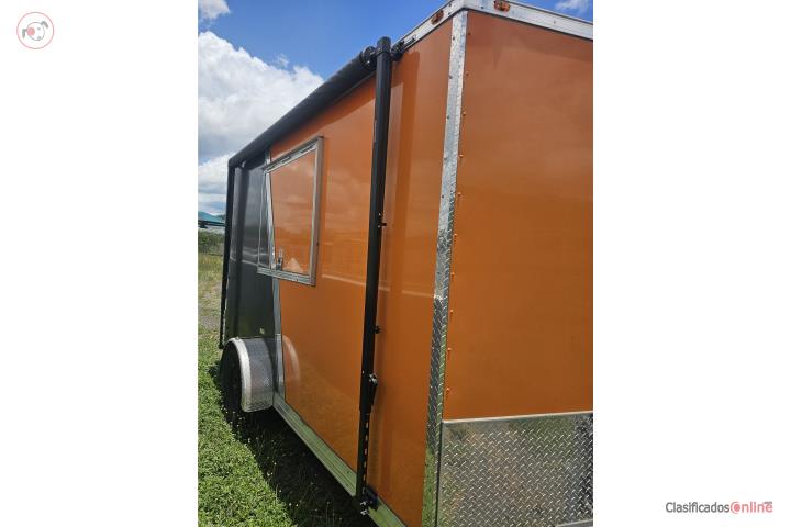 Trailer customizado