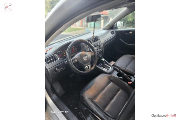 Jetta 2011 2.5L $1,500