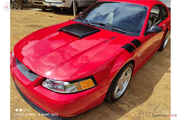 MUSTANG GT 35TH ANIVERSARIO