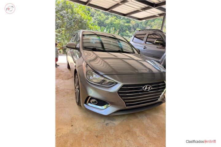 Hyundai Accent Limited 2021  Título limpio