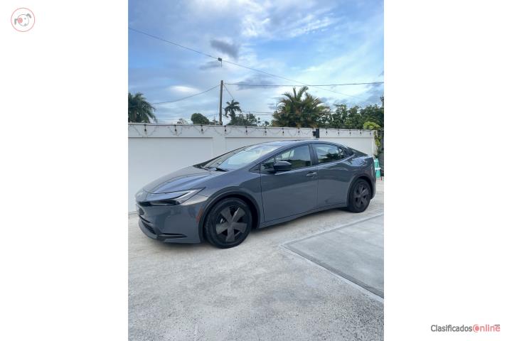 ! Elegante y Económico Prius 2023 !