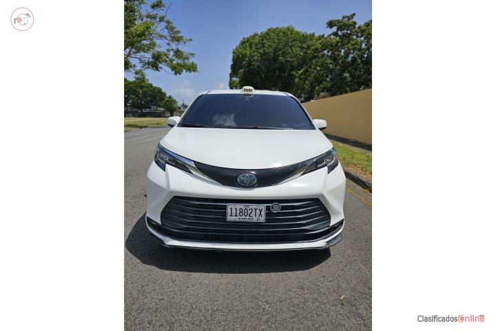 Toyota Sienna híbrida 2021