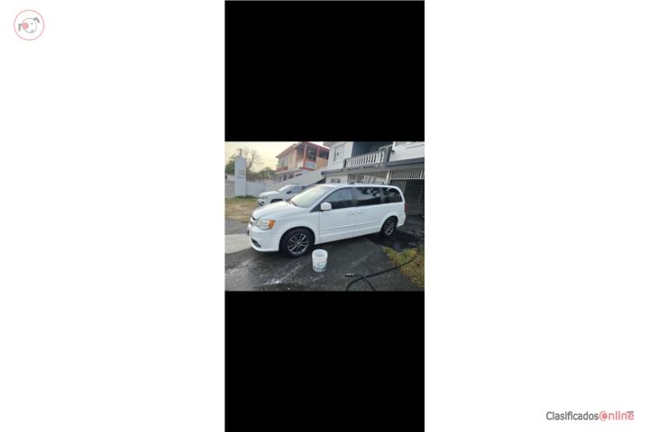 Dodge caravan año 2017