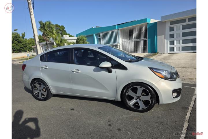 Kia Río Automático 2014