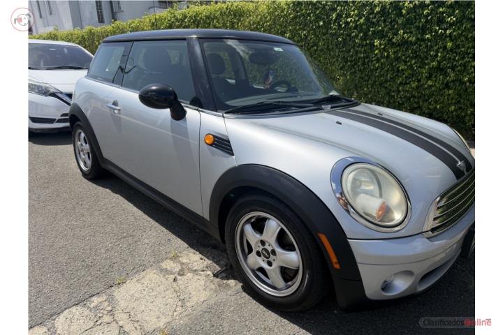 MINI COOPER AÑO 2009 $5,900.00