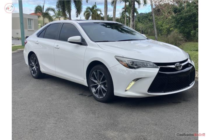 Toyota Camry XSE 3.5 V6 - Tope de línea
