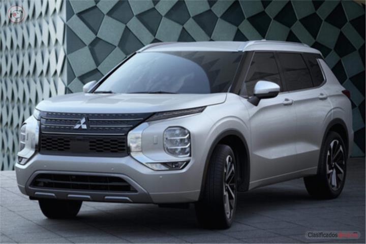 MITSUBISHI OUTLANDER ES