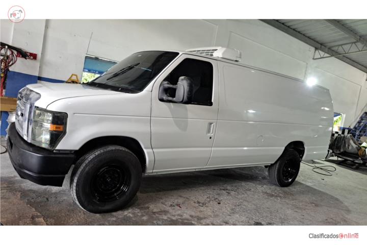 Ford E250 2013 refrigerada