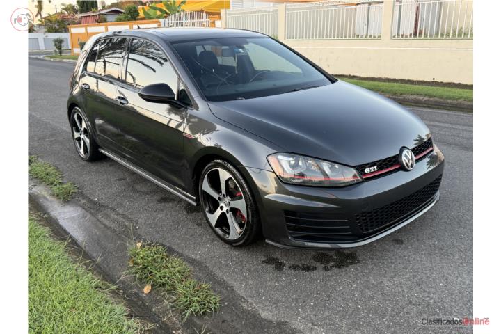 Volkswagen GTI 2.0T STD