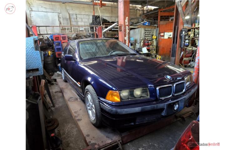BMW 318ti 1997