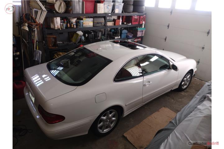 Mercedes-Benz CLK 320 2001  Clean Title  M1