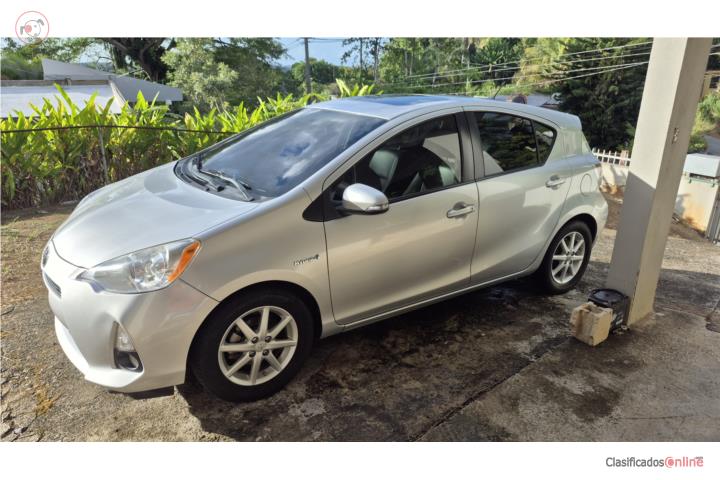 Toyota  prius  c   2012   la  cara