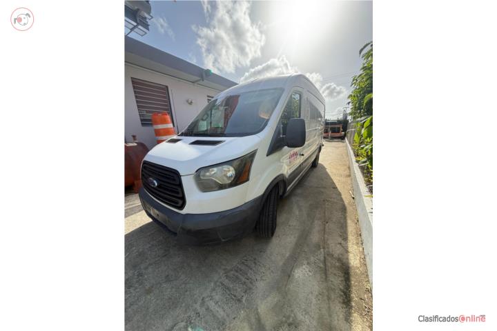Ford Transit 2017 $17,500