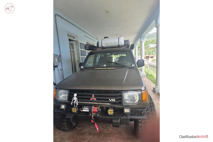 Mitsubishi montero 1992 con caseta y todo par