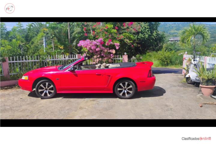 Mustang GT convertible 2000 buenas condicione