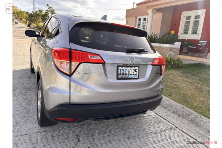 HONDA HRV LX 2017, aut, $15000, poco millaje.