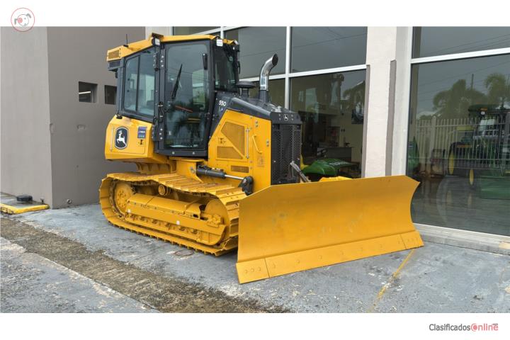 OFERTA ESPECIAL John Deere 550P 2025