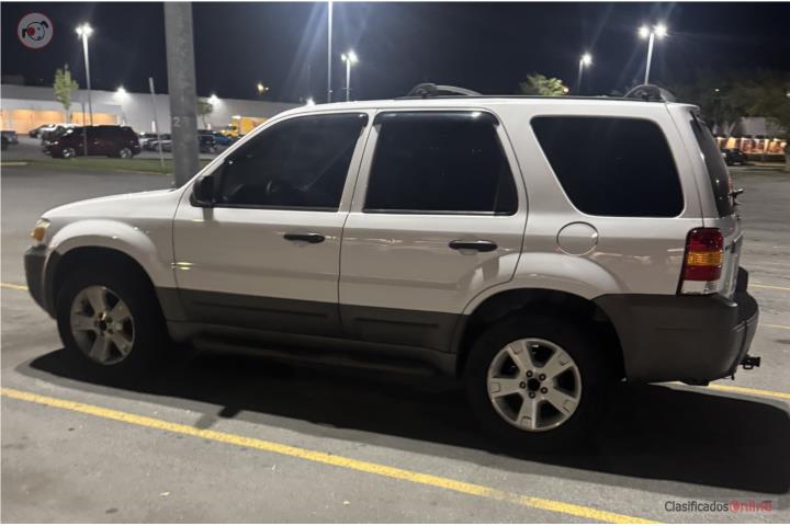 Ford escape XLS 2005