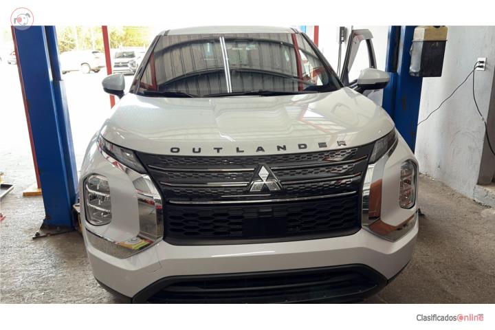 Mits outlander 2024 ES 6,638 millas 25,995