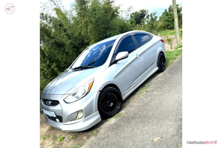 Hyundai accent 2015