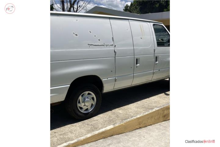 ***Ford Van lista para trabajo o negocio***
