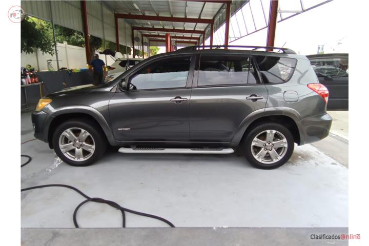 Toyota Rav4 sport 2011