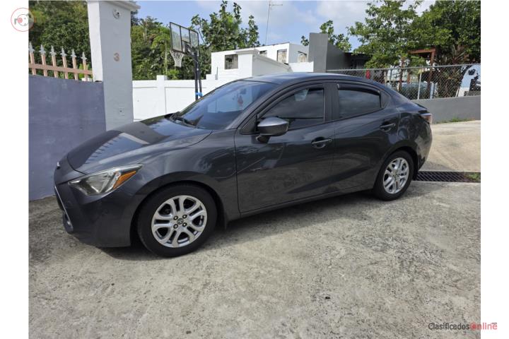 Toyota yaris iA 2016 ful laibol de fabrica