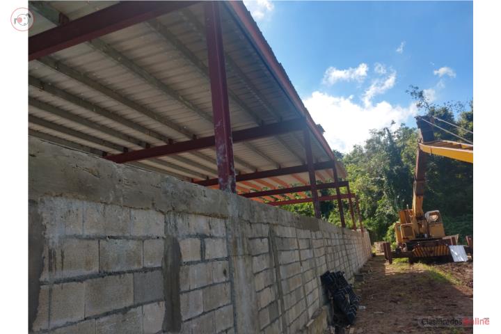 GRUA GROVE 25 TON Y PUNTAL DE 110 PIES