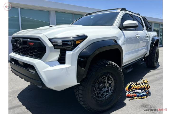 Toyota Tacoma TRD OFF ROAD 2024