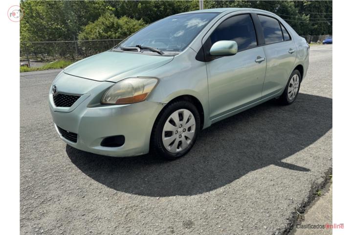 Se vende Toyota Yaris 2011