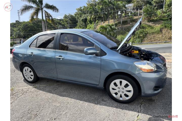 Toyota Yaris 2011