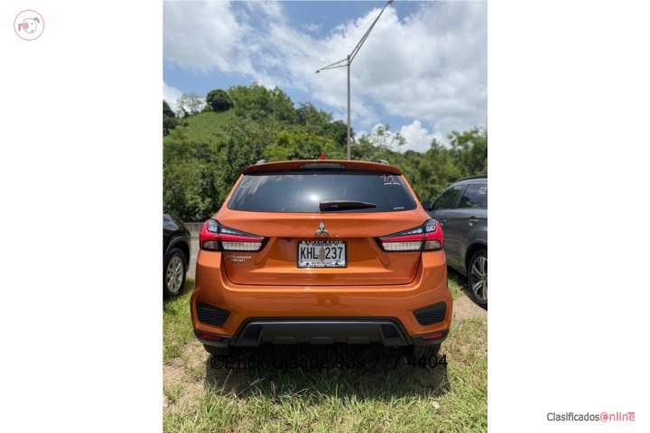 Mitsubishi Outlander Sport SE casi sin millaj