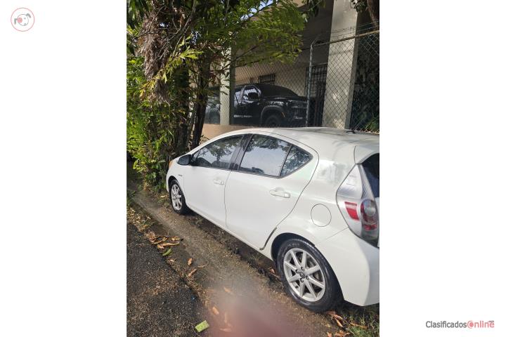 Prius C usado