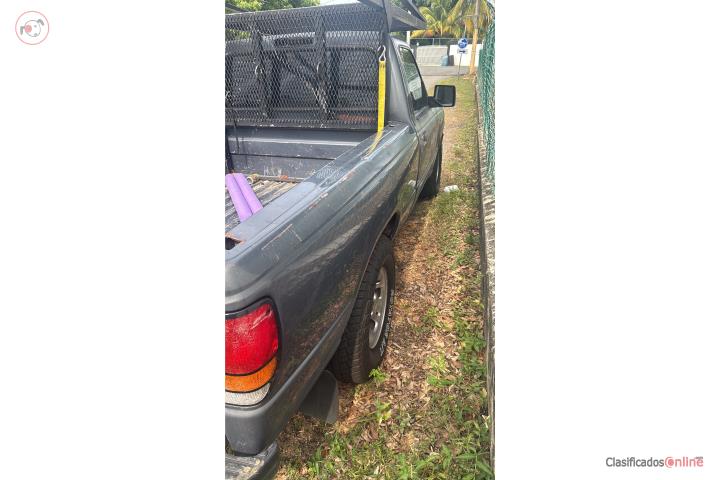Mazda b2300 1994 $4500
