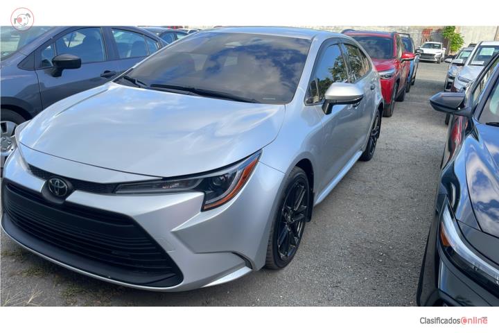 TOYOTA COROLLA 2024 CON 17K MILLÁS