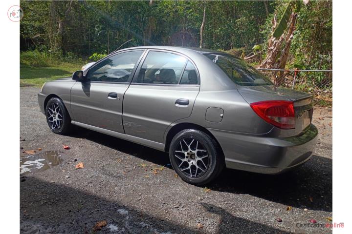 Kia Rio 2004
