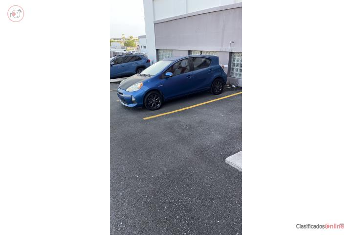 Prius c 2013